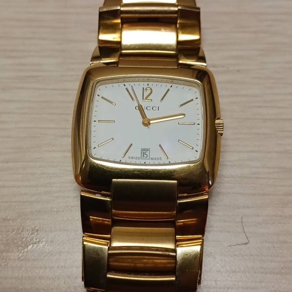 Gucci Timepiece 8500. Swiss Made. Stainless Steel. Water Resistant. 3ATM. - Picture 2 of 4